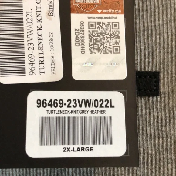 Harley-Davidson Ribbed Knit Turtleneck Sweater - Picture 8 of 9